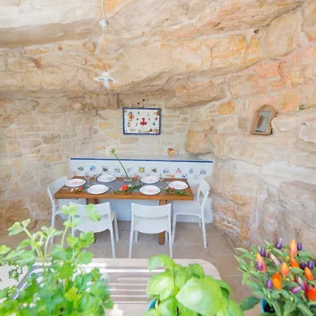 Helloapulia Trullo Fiore Di Mare * 트라니