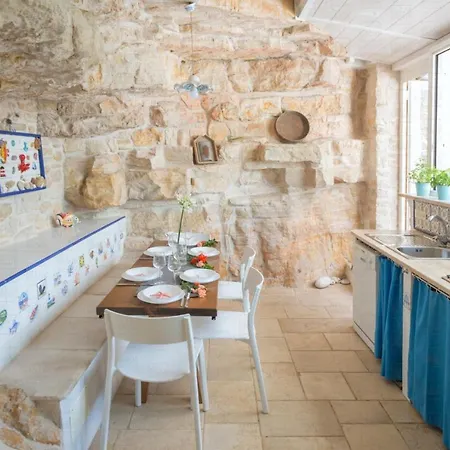 Helloapulia Trullo Fiore Di Mare * 트라니